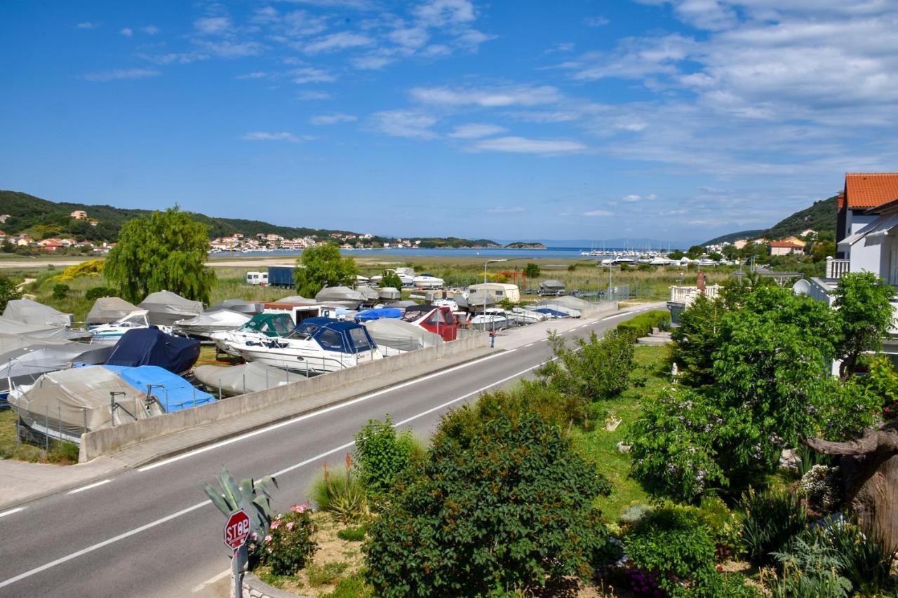 Apartman Belisima Deluxe Supetarska Draga Εξωτερικό φωτογραφία