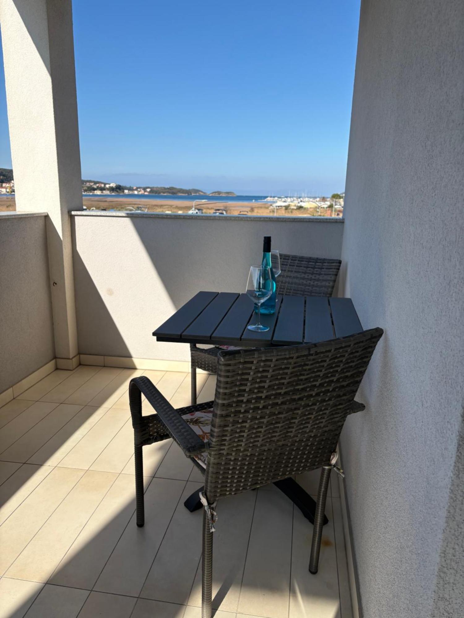 Apartman Belisima Deluxe Supetarska Draga Εξωτερικό φωτογραφία
